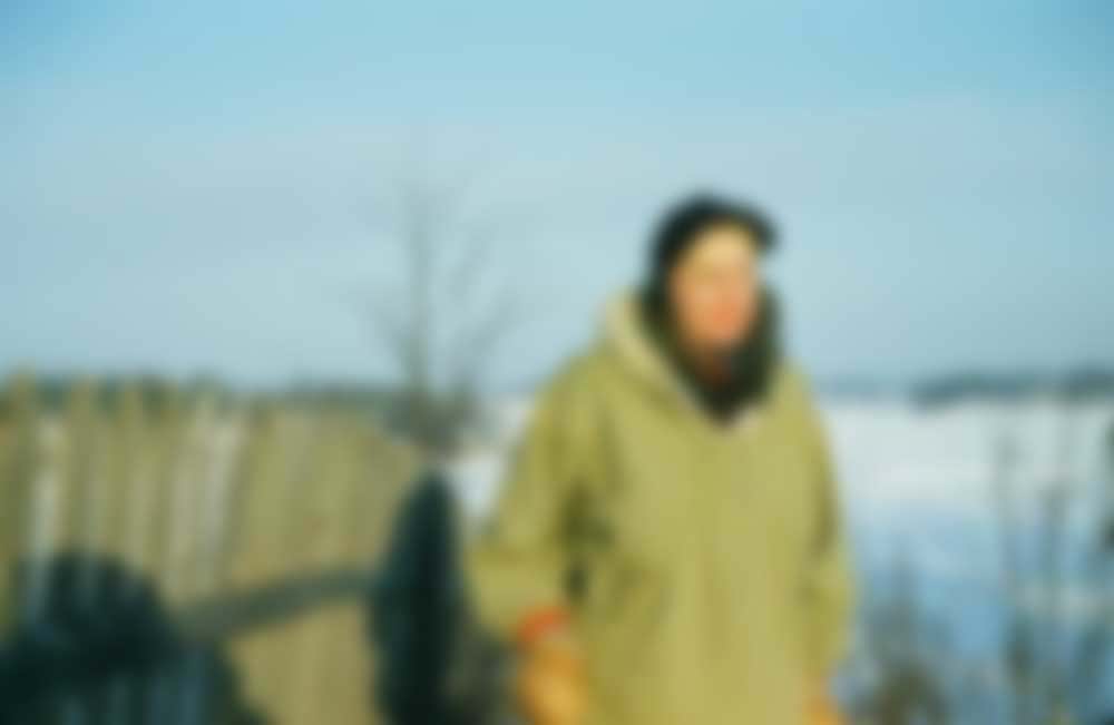 Джен Мангоф, місце невідоме